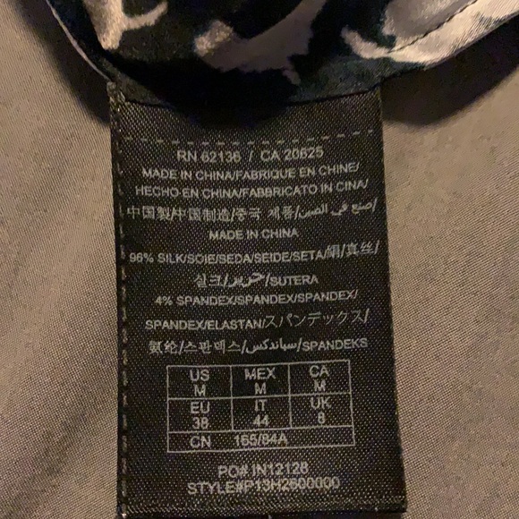 Marciano cold shoulder top - Picture 9 of 10